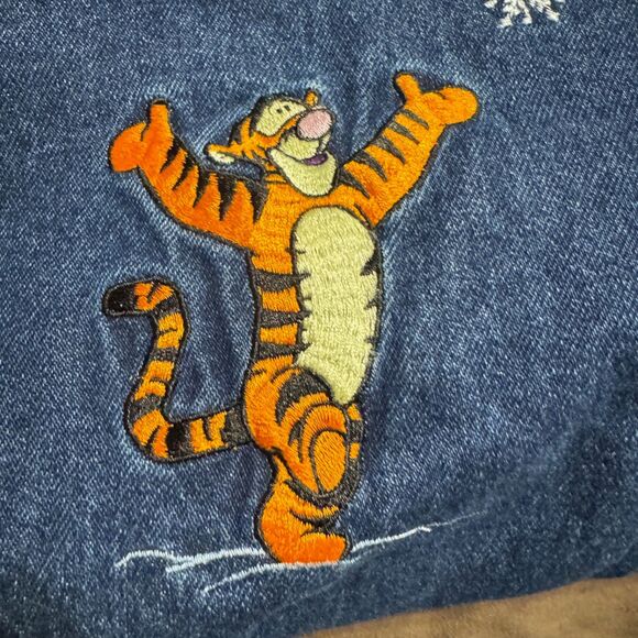 DISNEY CATALOG Women's Vintage Winnie The Pooh Christmas Snow Scene Overalls - Picture 7 of 11